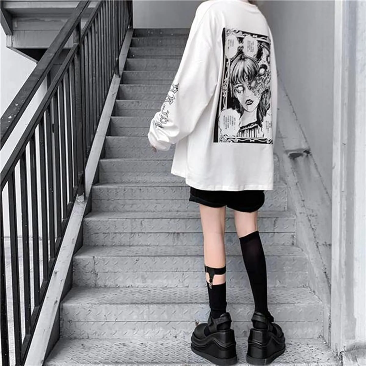 Gothic Cartoon Horror Graphic T-Shirt Women Character Print Loose Punk Japanese Pullover Top Harajuku Street Tees 
